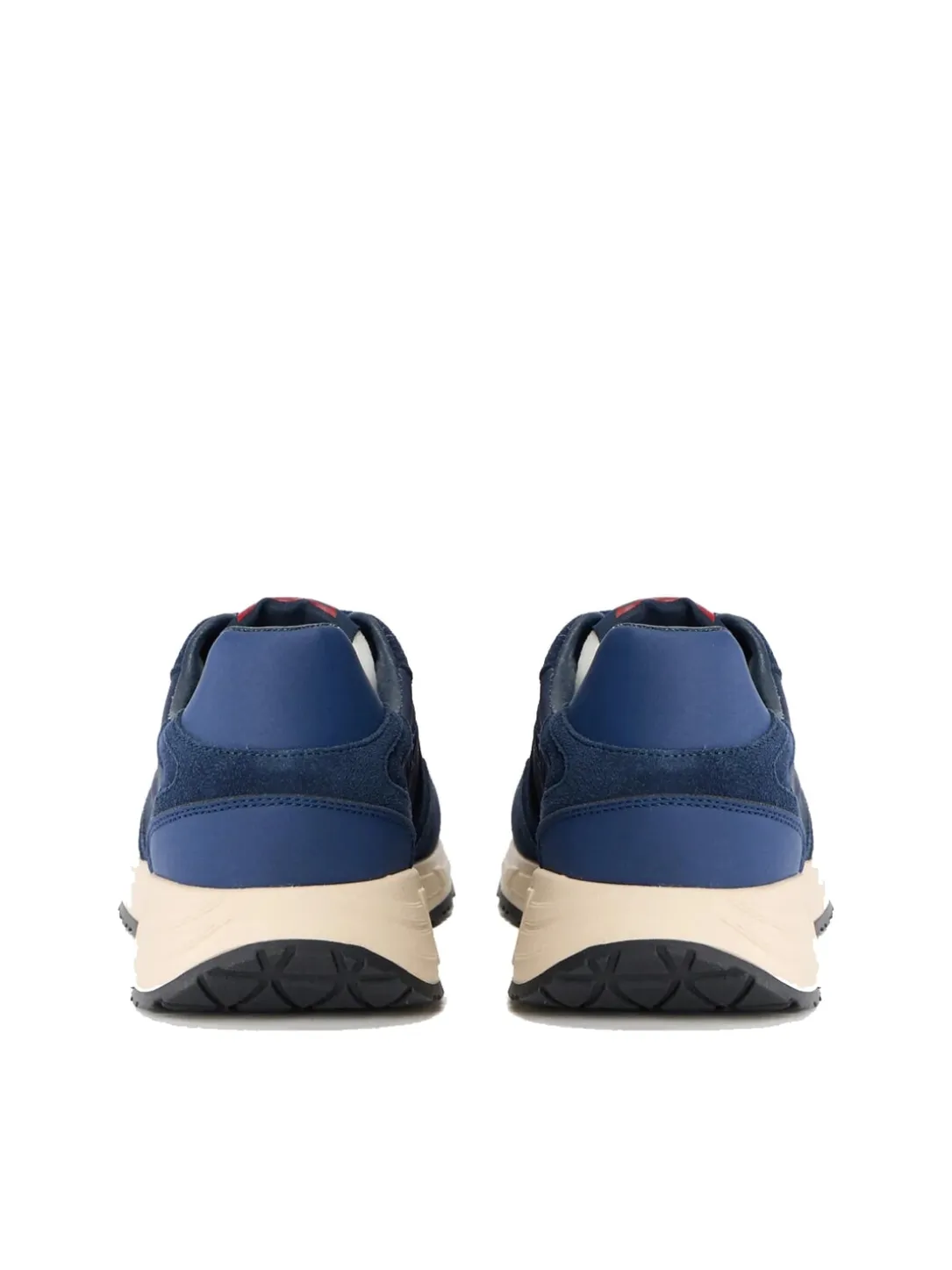 ARIA Sneakers