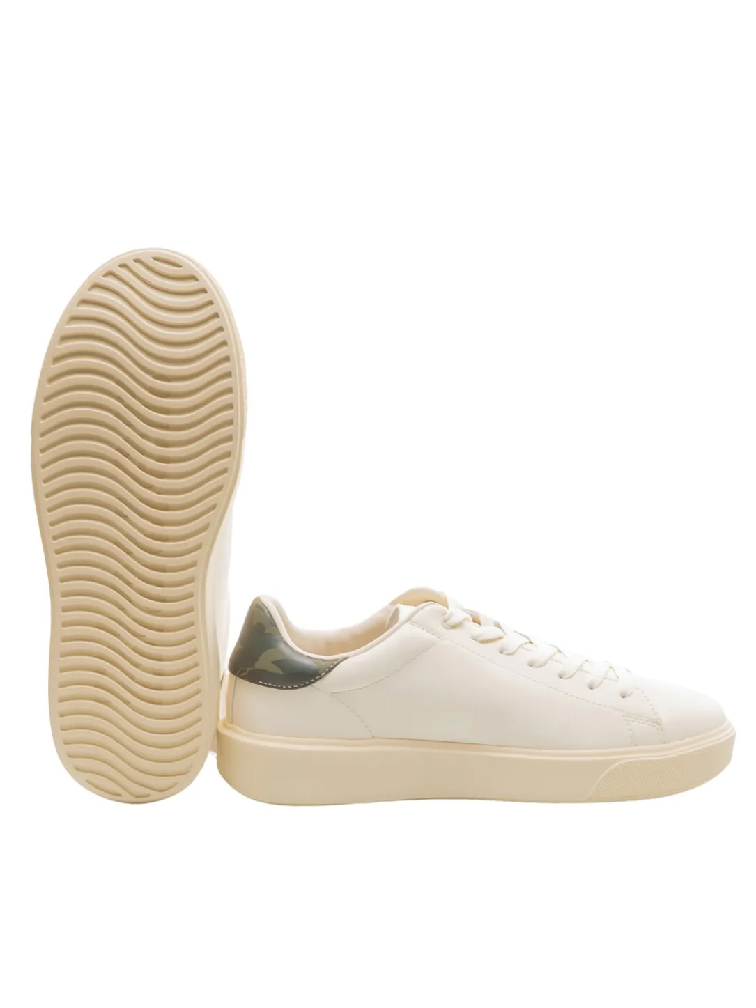 BUCK Sneakers
