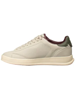 CAMPY Sneakers