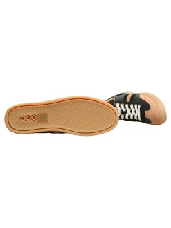 COURT Sneakers